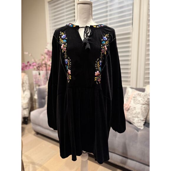 MSRP $89.95 The Pyramid Collection Black Embroidered Babydoll Dress Size 3X - Picture 1 of 10
